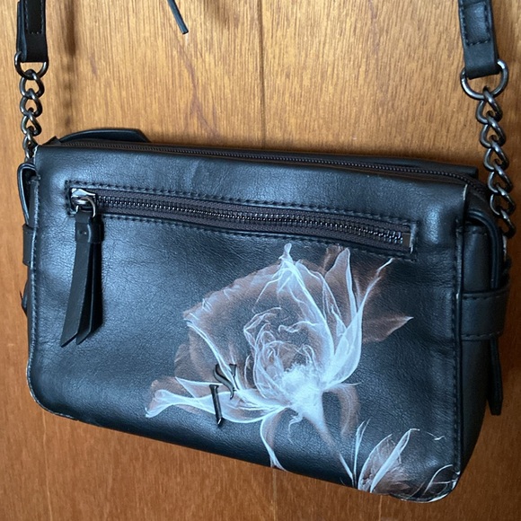 Vera Wang PVC Crossbody Purse - Picture 2 of 11